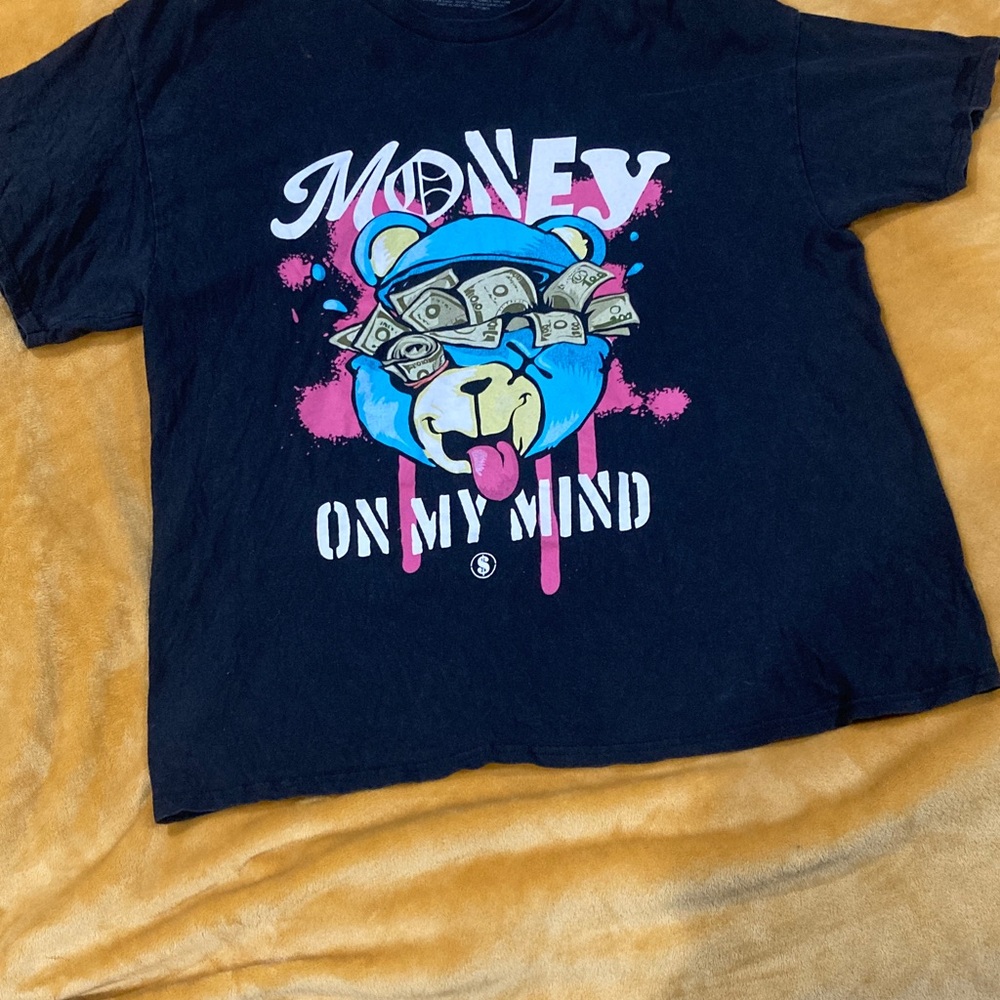 Black Graphic mens T-Shirt